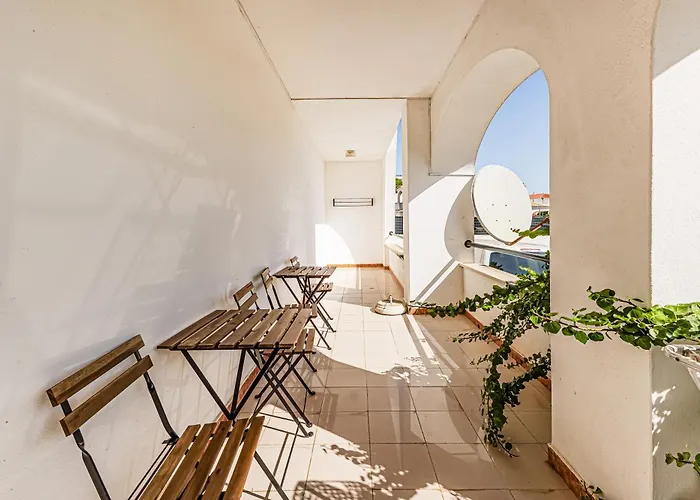 Ground Floor With Direct Access To Swimming Pool Albufeira