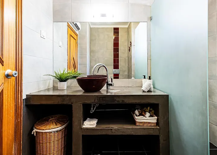 Ground Floor With Direct Access To Swimming Pool *